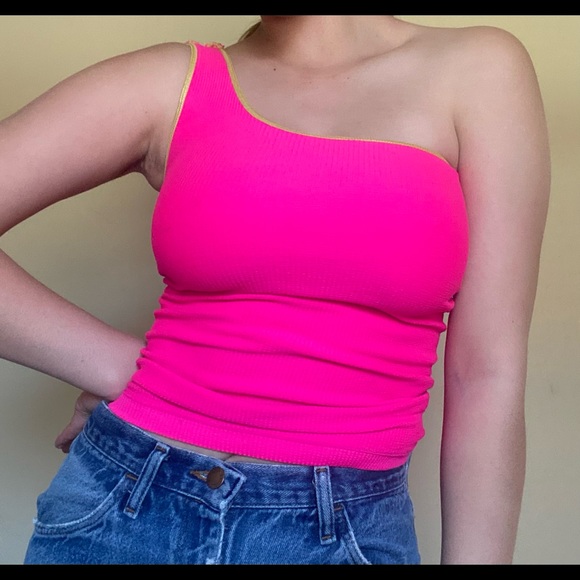 Pink one shoulder top - Picture 2 of 3